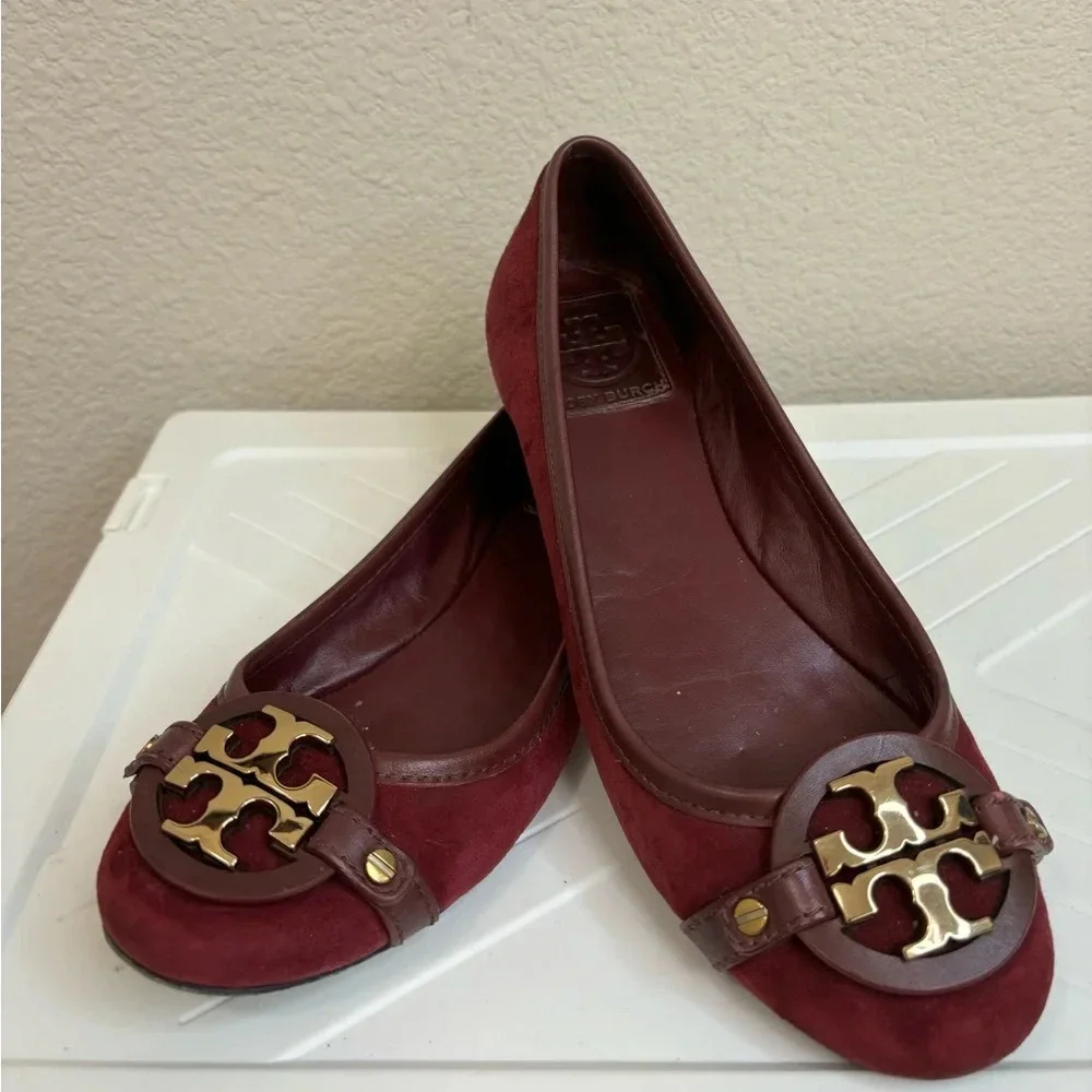 Tory Burch Aaden Flats in Red Wine